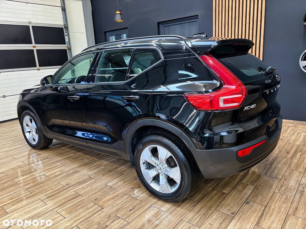 Volvo XC 40 T3 Momentum - 10