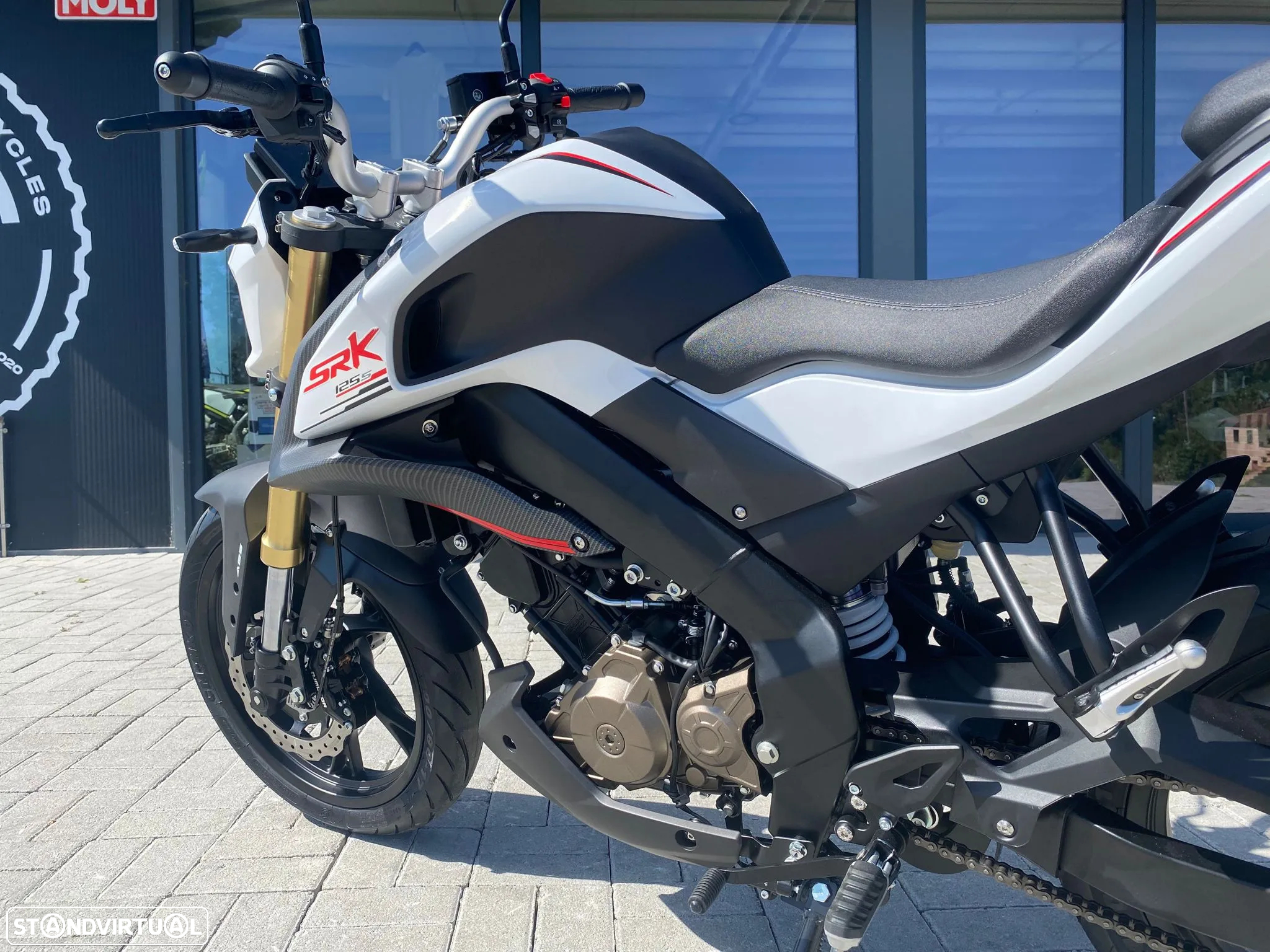 QJ Motor SRK 125S - 4