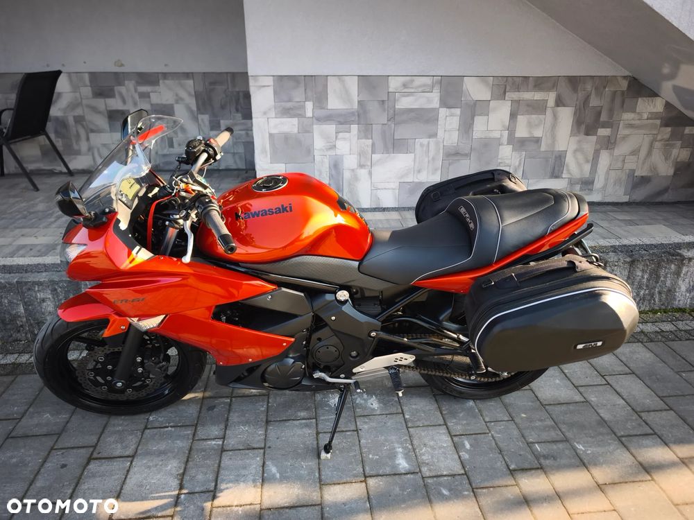 Kawasaki ER - 32