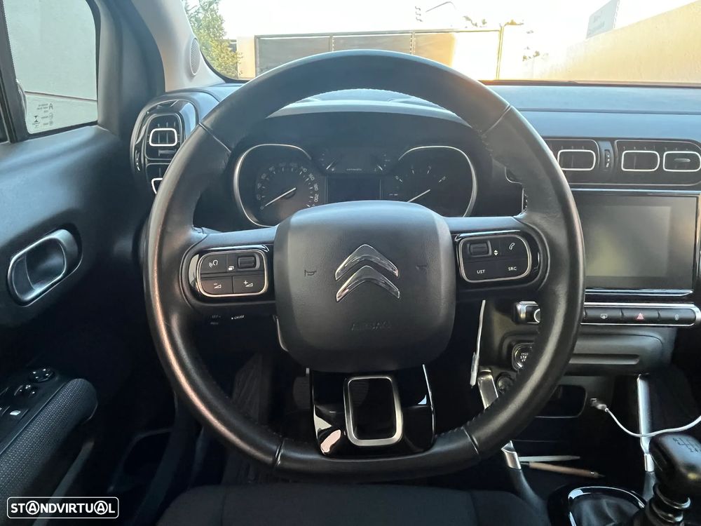 Citroën C3 Aircross 1.2 PureTech Shine - 16