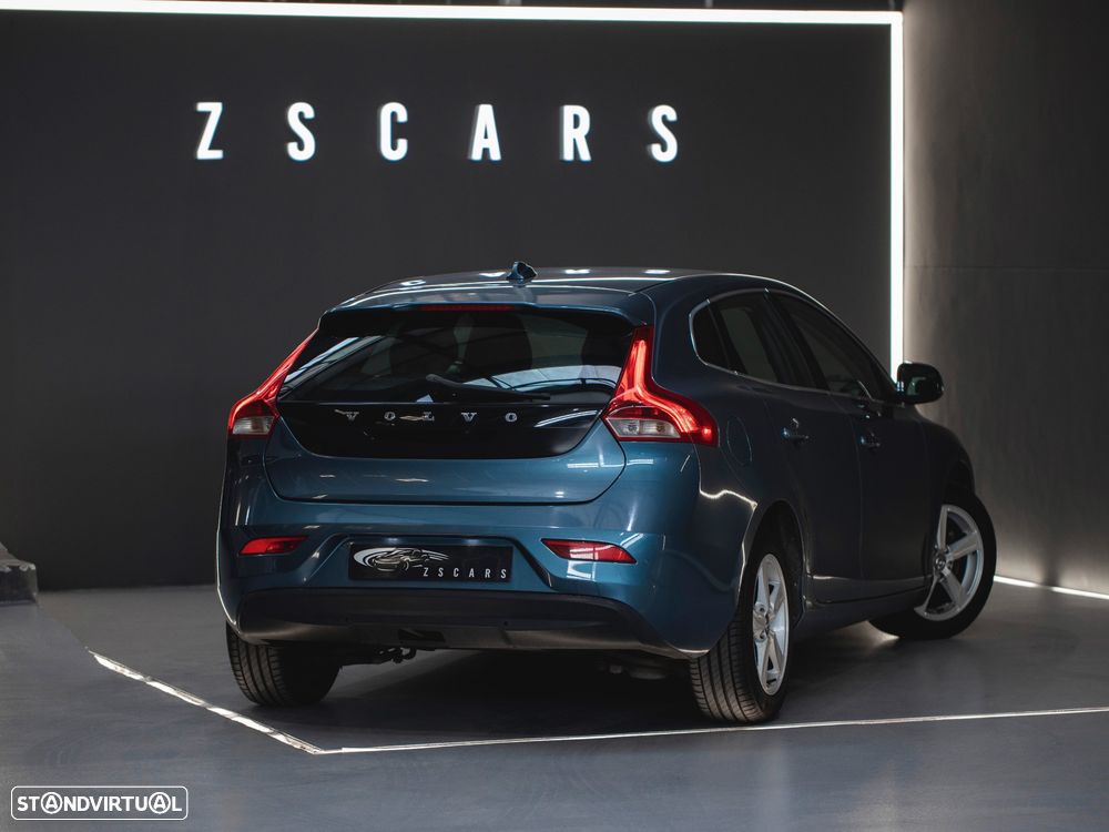 Volvo V40 D2 Kinetic - 6