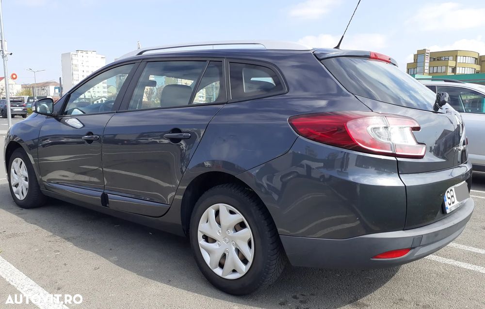 Renault Megane ENERGY dCi 110 Start & Stop LIMITED - 4