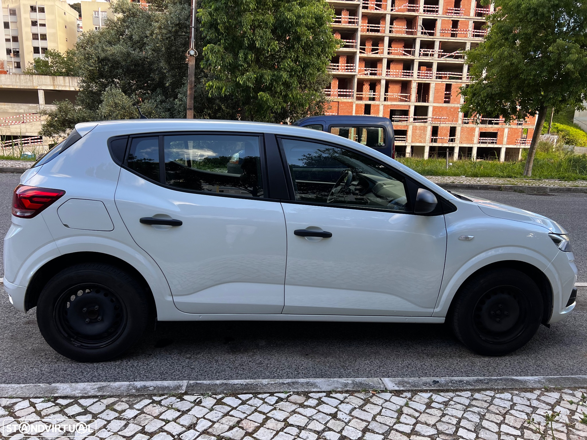 Dacia Sandero - 5