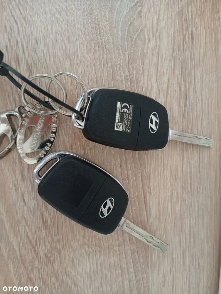 Hyundai i20 1.25 Wersja Jubileuszowa - 31