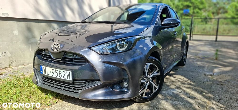Toyota Yaris Hybrid 1.5 Active - 1