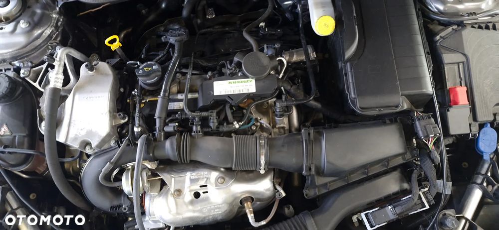 Mercedes-Benz CLA 250 4Matic 7G-DCT - 14