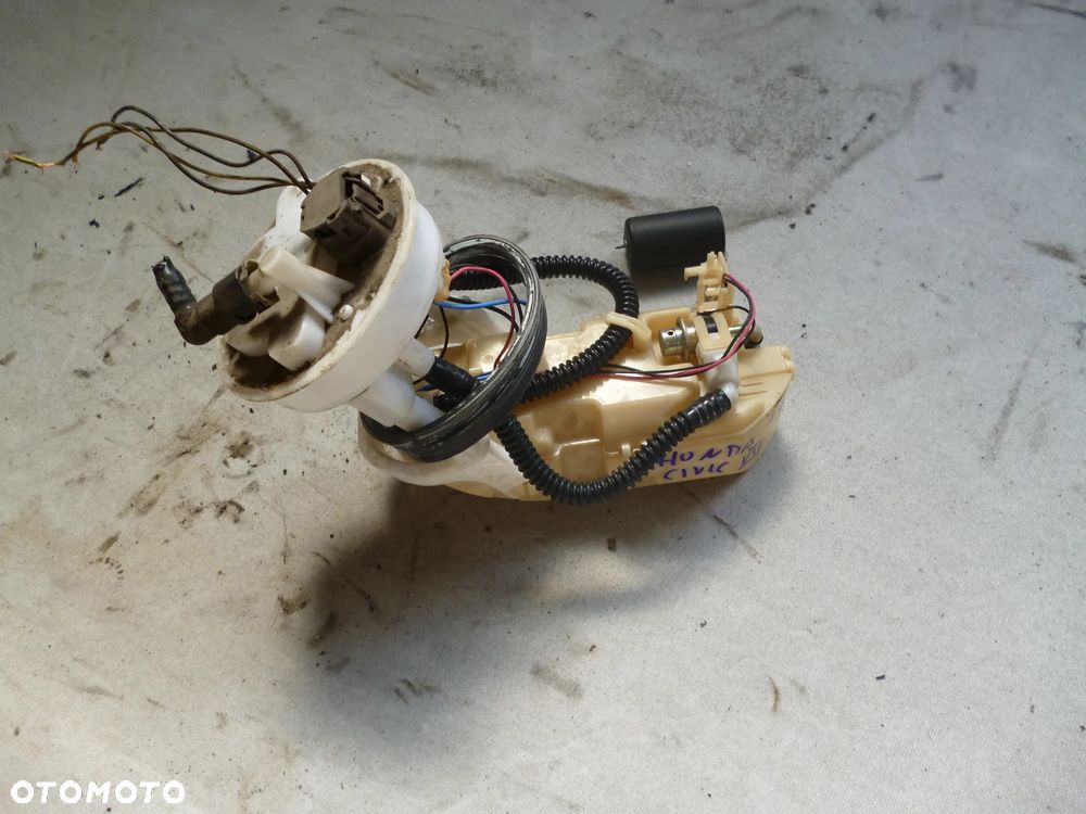 honda civic VII 1.4 pompa paliwa - 1
