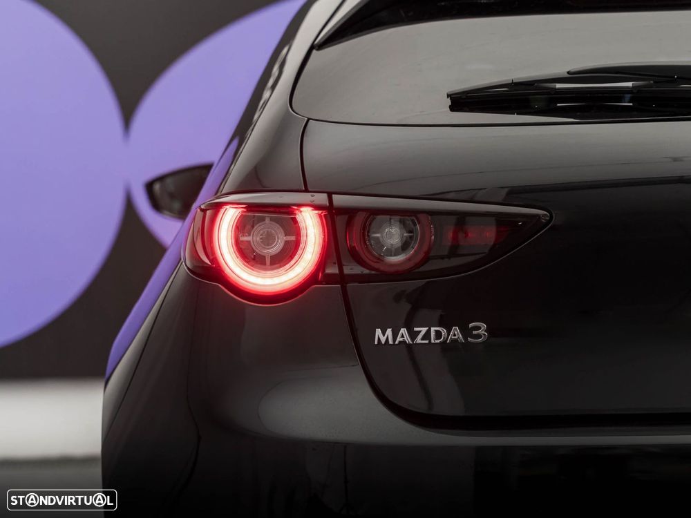 Mazda 3 2.0 e-Skyactiv-G Homura AT - 9