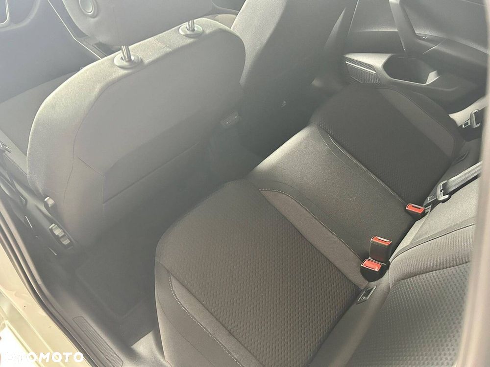 Volkswagen Polo - 9