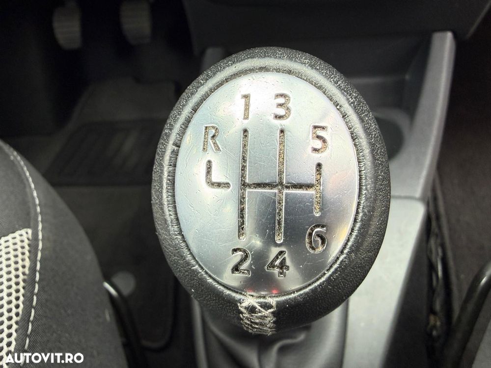 Dacia Dokker Blue dCi 95 Stepway Celebration - 20