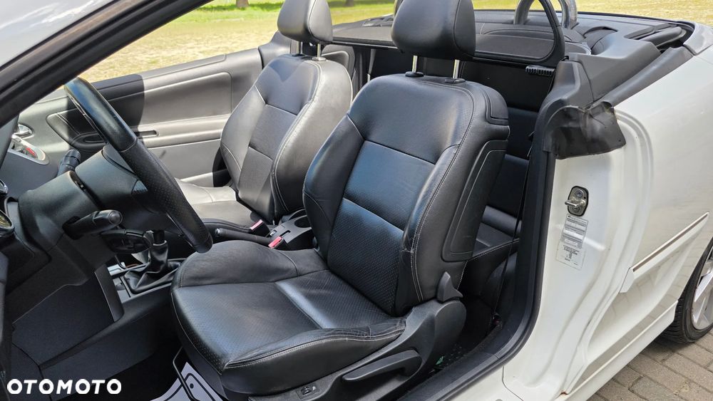 Peugeot 207 - 16