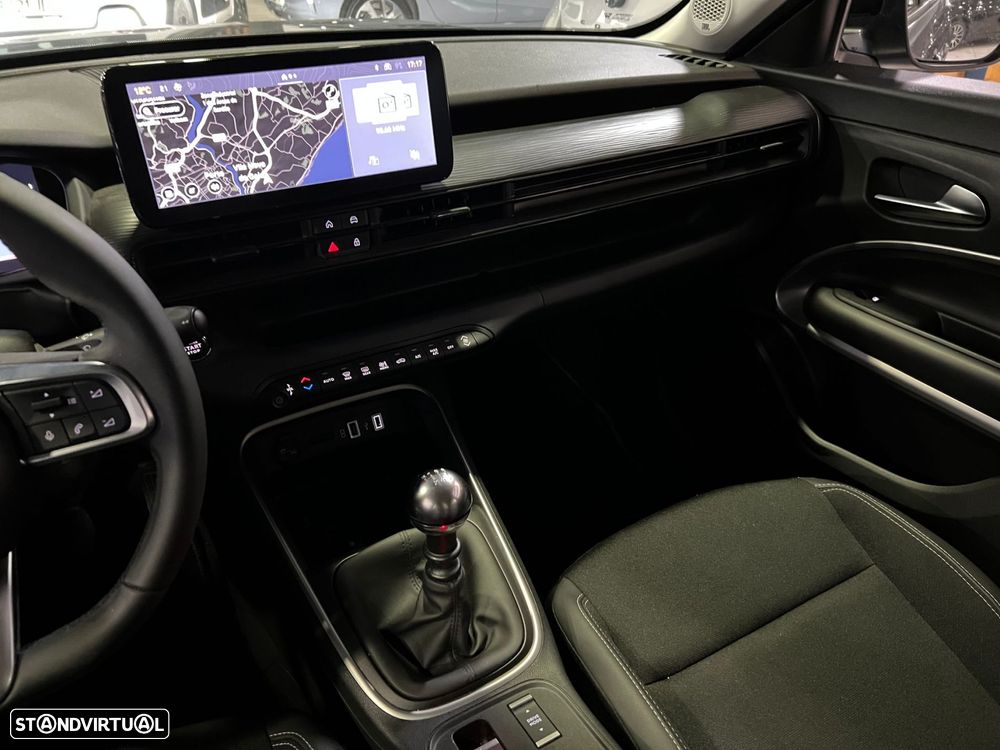 Jeep Avenger 1.2 GSE T3 Altitude - 19