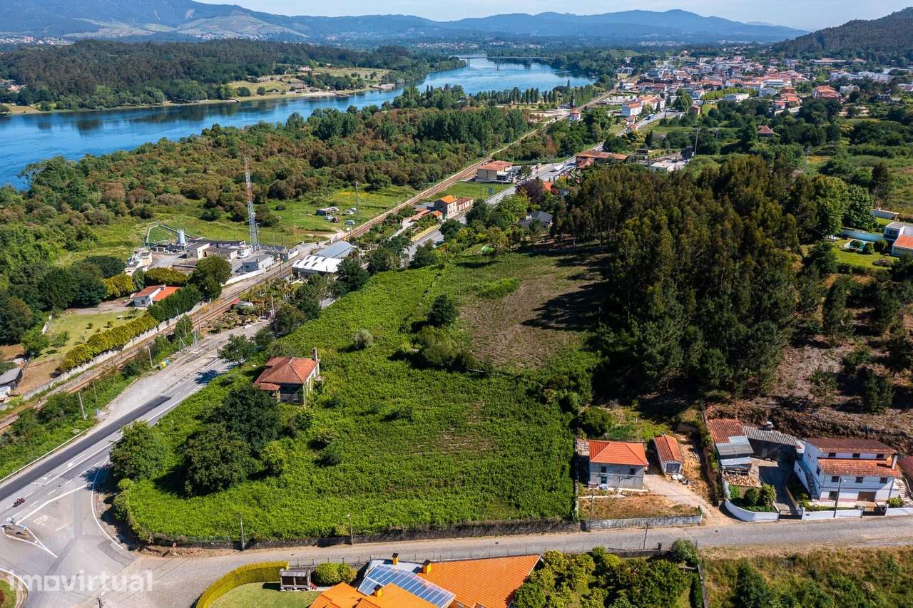 Quinta com Elevado Potencial de Construção e Loteamento em Vila Nova d - Grande imagem: 5/36