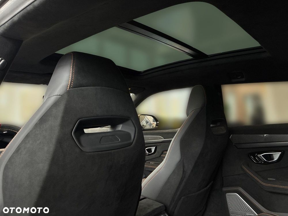 Lamborghini Urus - 24