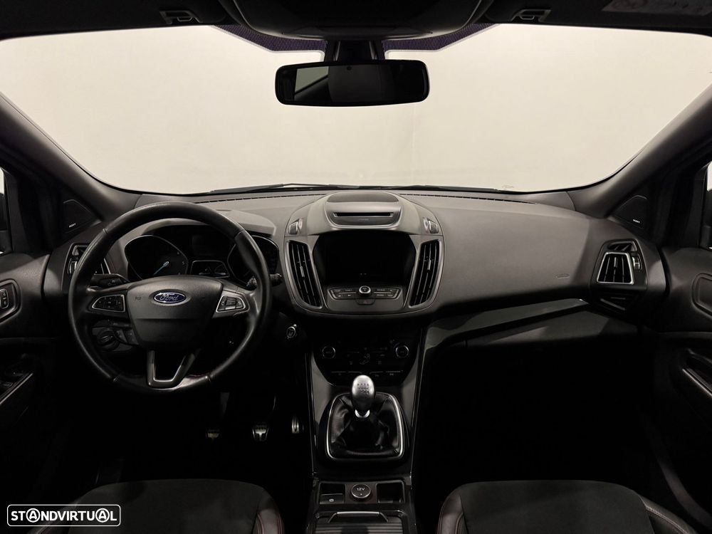 Ford Kuga 1.5 TDCi ST-Line Limited Edition - 32