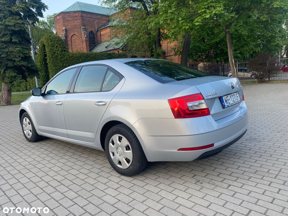 Skoda Octavia 1.2 TSI Active EU6 - 17
