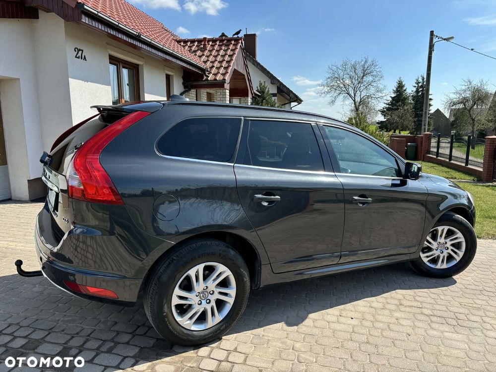 Volvo XC 60 D3 Momentum - 3
