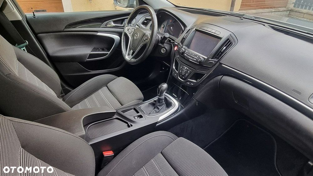 Opel Insignia - 13