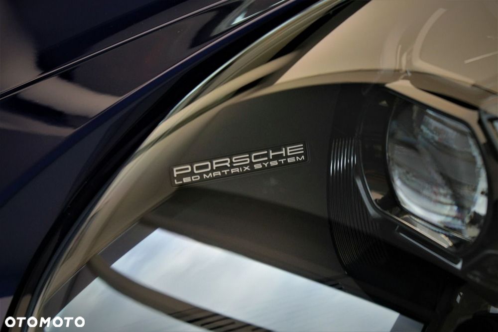 Porsche 911 - 32