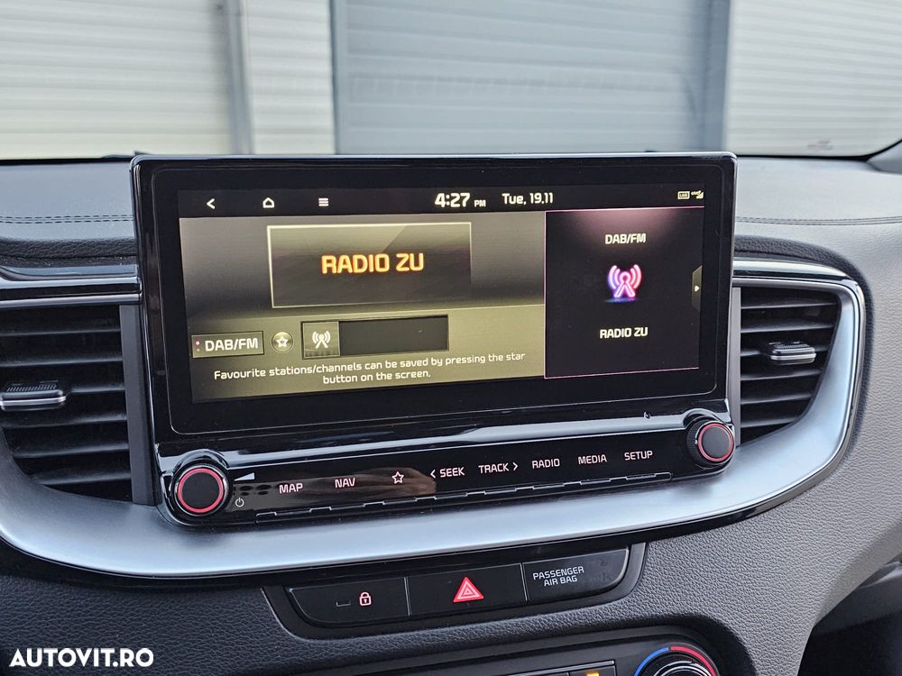 Kia XCeed 1.6 T-GDI OPF DCT7 PLATINUM - 27