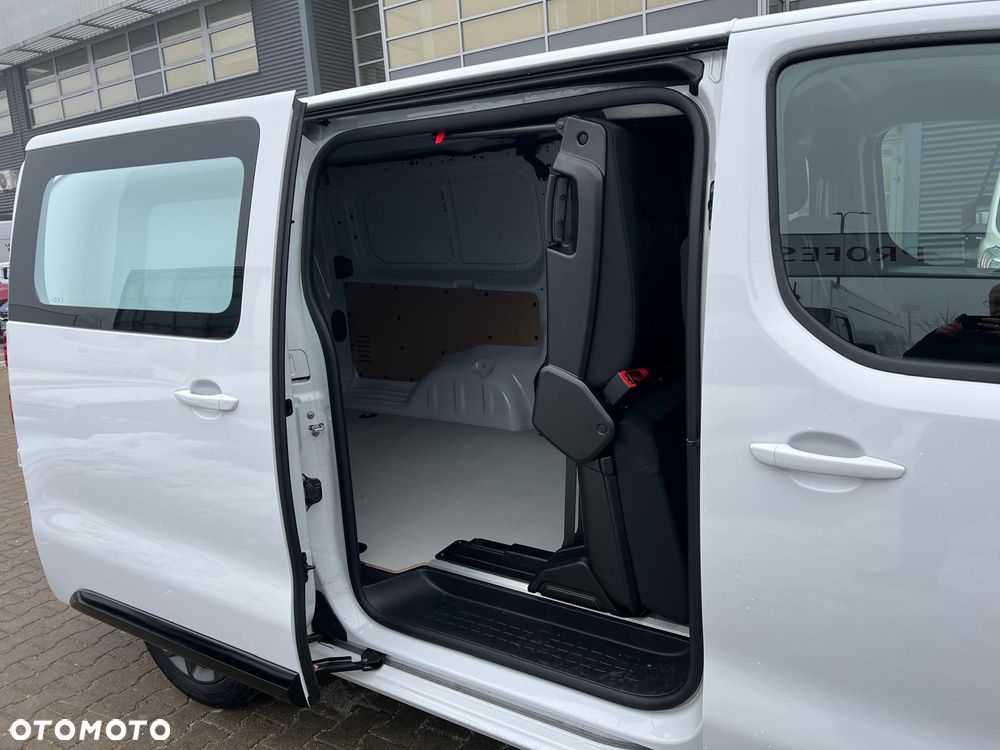 Fiat Scudo brygadowe 6-osobowe L2H1 - 11