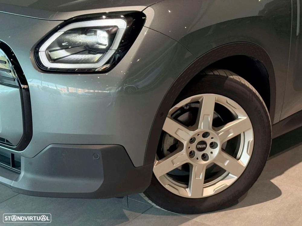 MINI Countryman E Classic M - 10