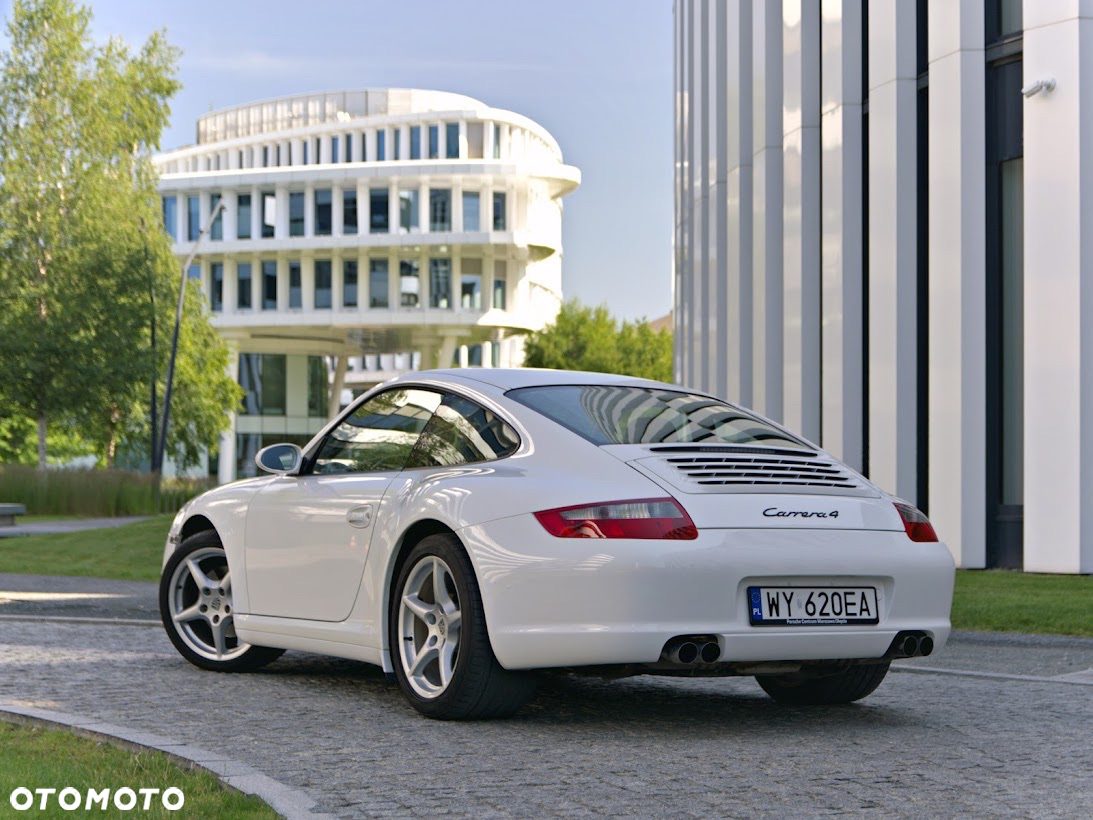 Porsche 911 - 9