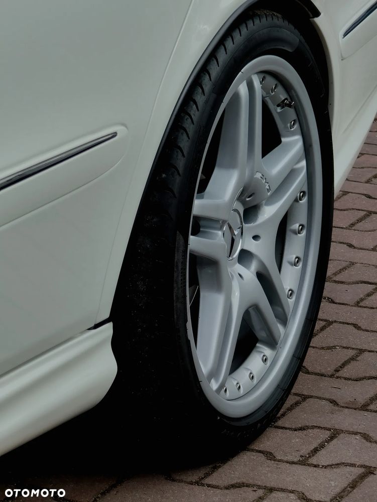 Mercedes-Benz Klasa E 55 AMG Automatik - 17