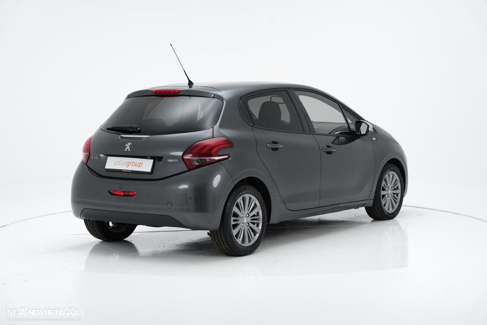 Peugeot 208 1.6 BlueHDi Style - 3