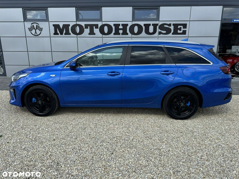 Kia Ceed - 8