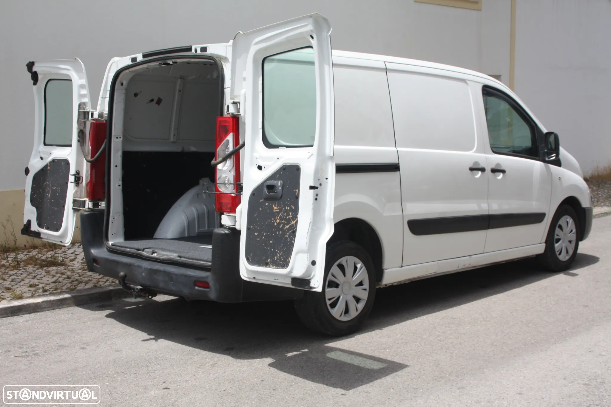 Fiat Scudo, Versão longa, 3 lugares - 4