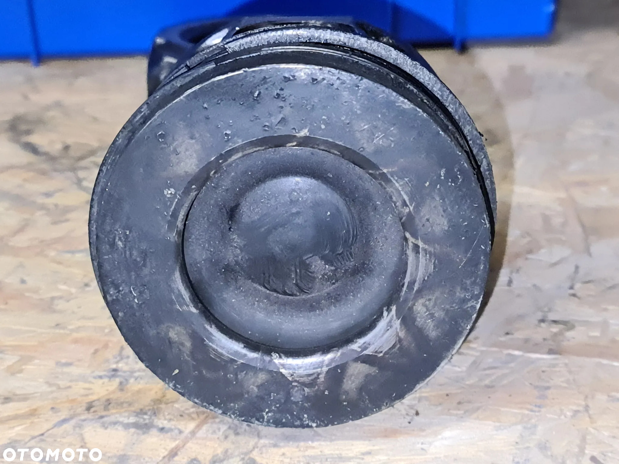 Tłok z korbowodem NISSAN CABSTAR ATLEON RENAULT GAMA D ZD3 3.0 EURO 6 - 3