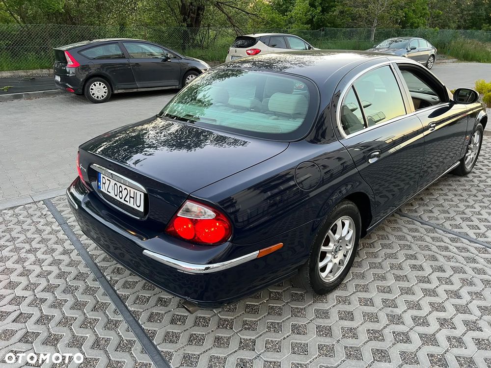 Jaguar S-Type 2.5 V6 Sport - 23