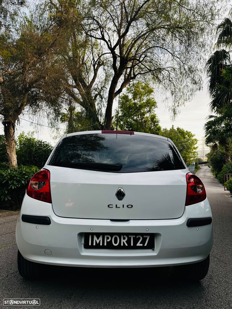 Renault Clio 1.5 dCi Confort - 12