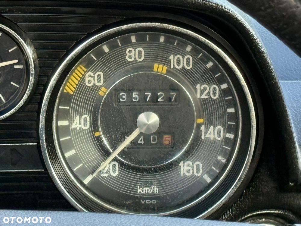 Mercedes-Benz Inny - 40