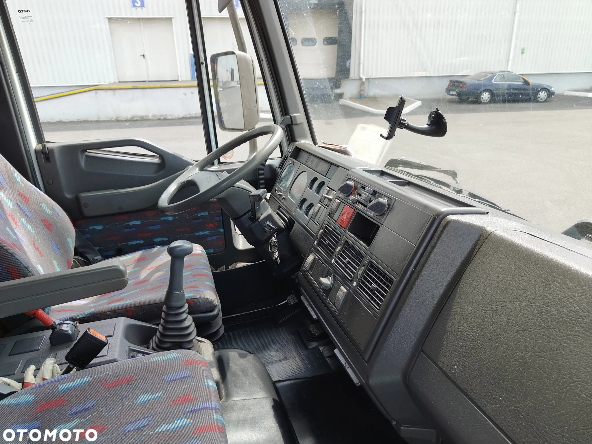Iveco 75E15 - 7