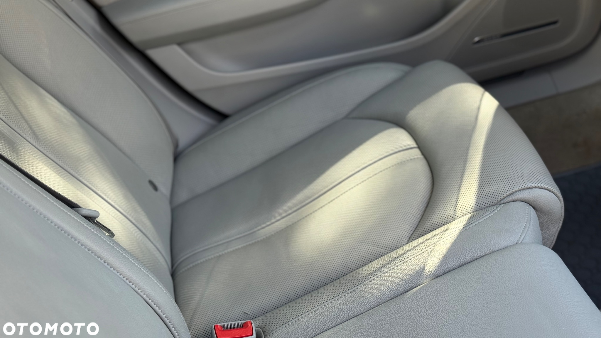 Audi A8 L 55 TFSI quattro tiptronic - 38