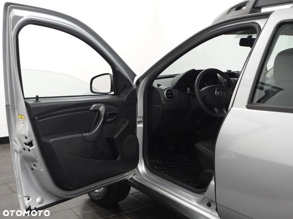 Dacia Duster 1.6 SCe Access S&S - 18