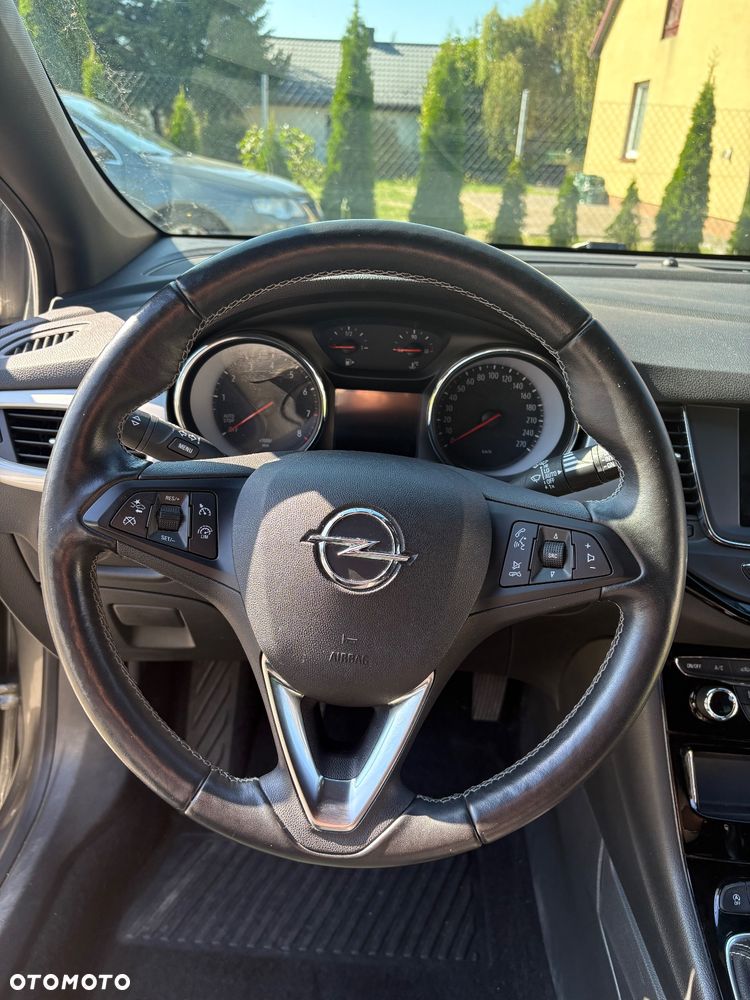 Opel Astra V 1.2 T GS Line S&S - 18