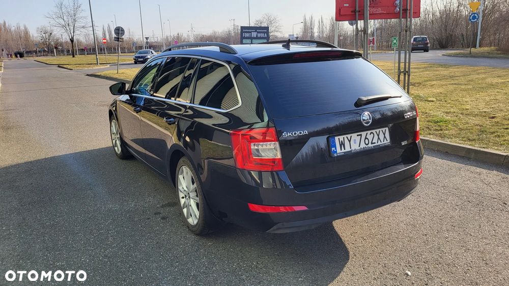 Skoda Octavia 1.6 TDI Elegance DSG - 5