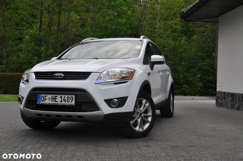 Ford Kuga 2.0 TDCi 2x4 Titanium - 6