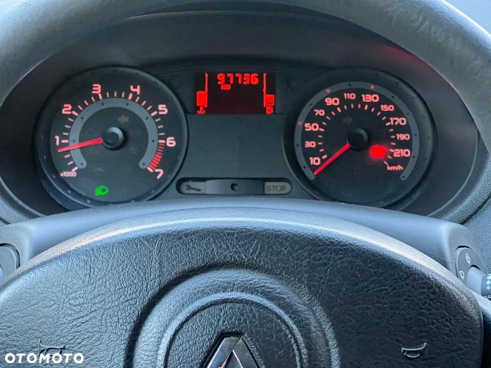 Renault Clio 1.4 Arctica - 21
