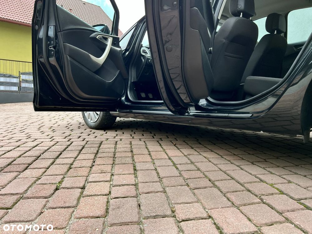 Opel Astra 1.4 Selection - 9