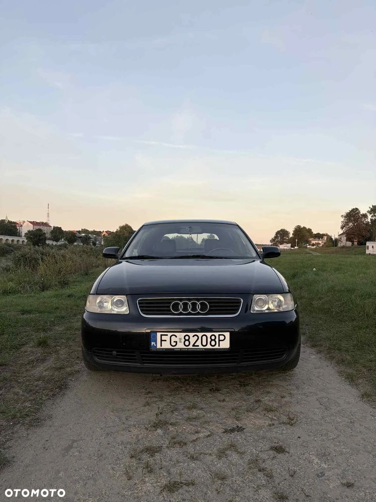 Audi A3 3-drzwiowe 1.8T Ambiente - 3
