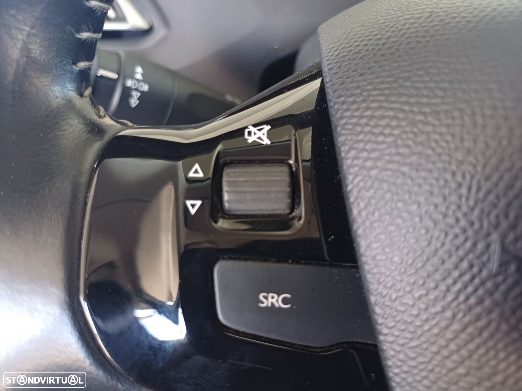 Peugeot 308 SW 1.5 BlueHDi Allure - 23