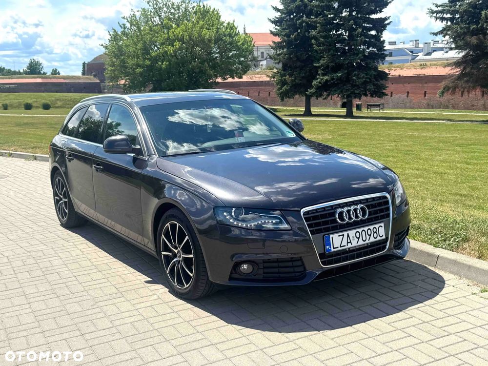 Audi A4 Avant - 1