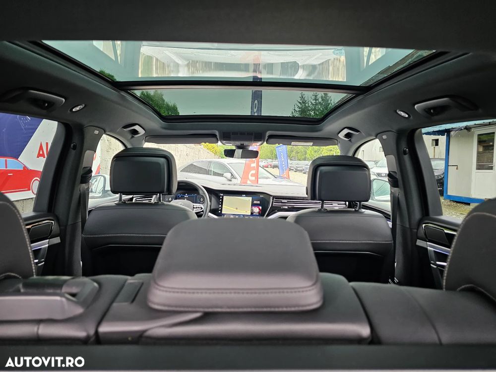 Volkswagen Touareg 3.0 V6 TDI SCR 4Motion Automatik R-Line - 9
