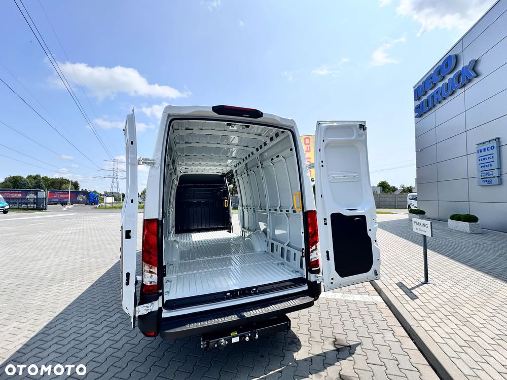 Iveco Daily Furgon L4H2 16m3 dostępny od ręki, manual - 10