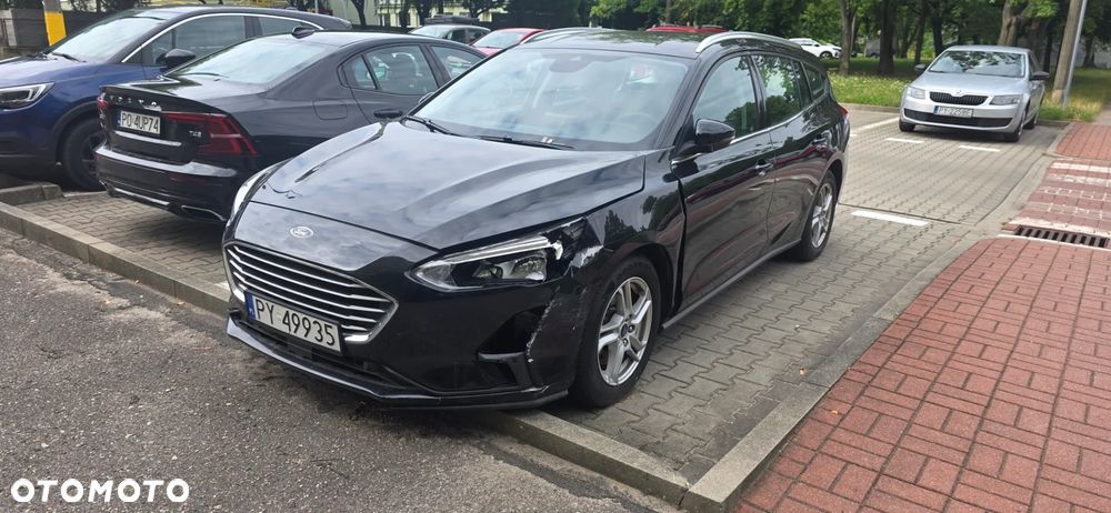 Ford Focus 1.0 EcoBoost Trend Edition Business - 4