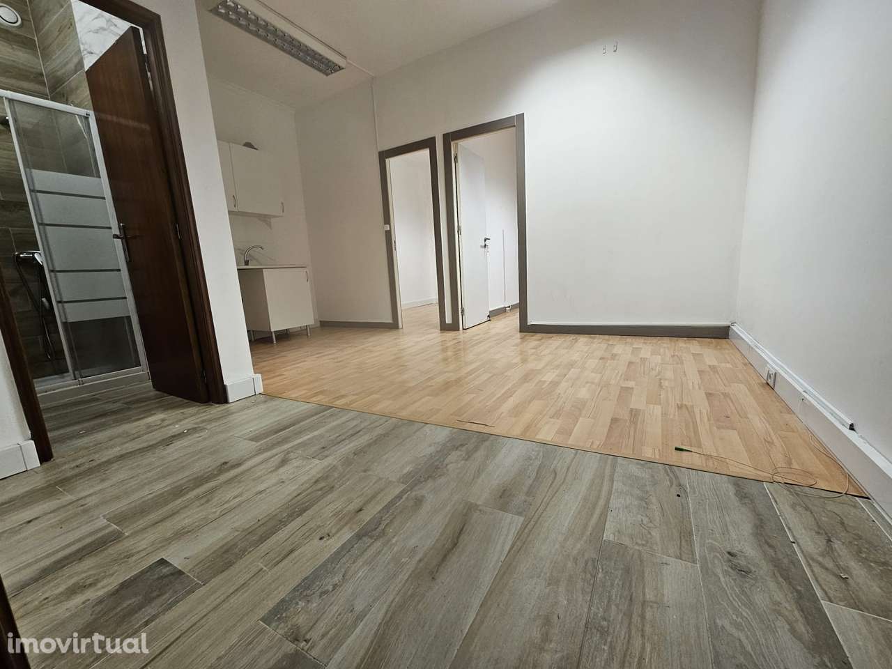 T1 pronto a habitar com ar condicionado e boas acessibilidades - Grande imagem: 2/6